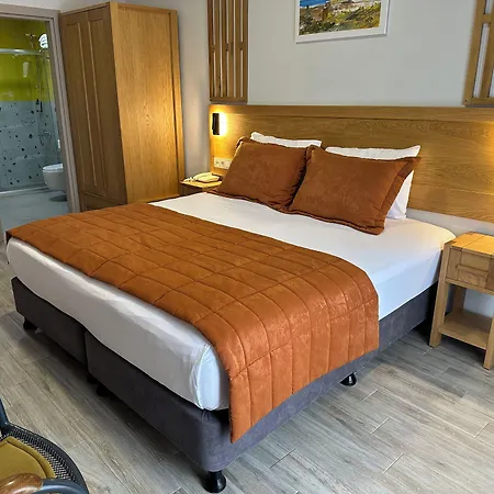 Hotel Panaya 3*